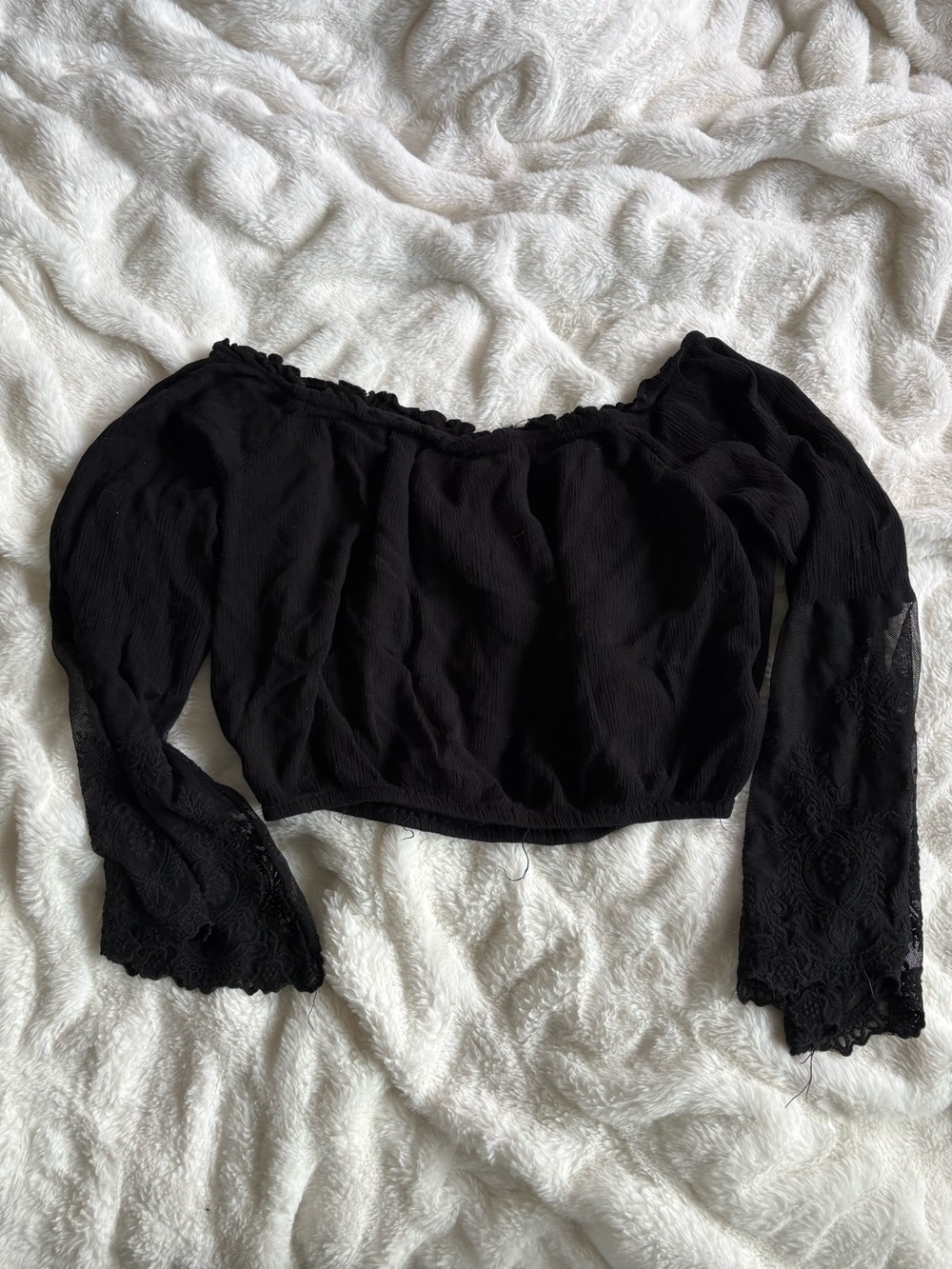 Black Off-Shoulder Lace-Sleeve Crop Top